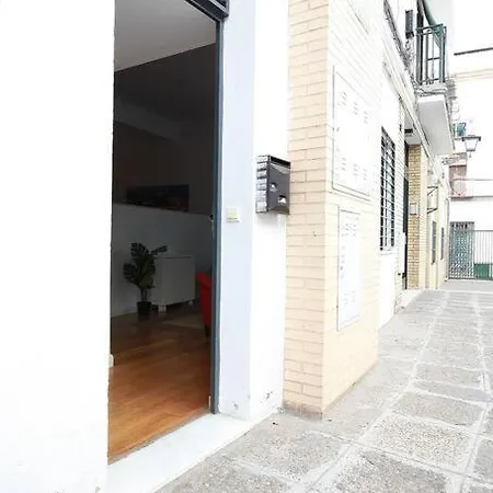 Nuevo Estudio Centro Sevilla. Ac/wifi Castellar 56 Apartamento *